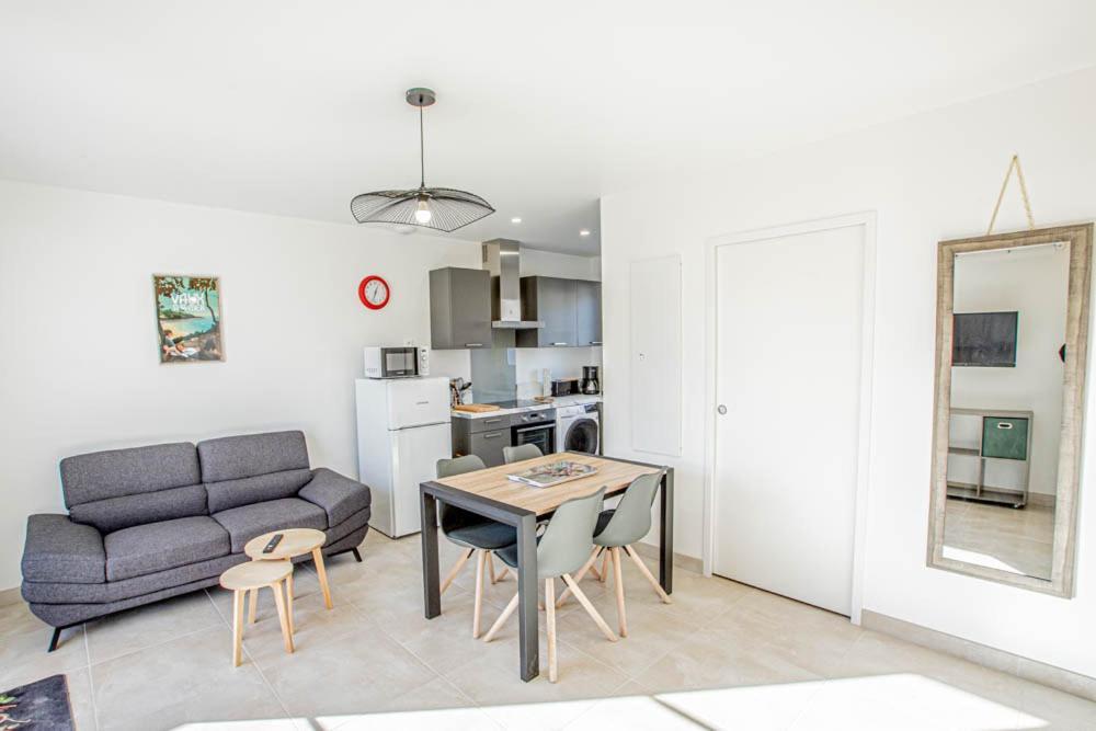 Le Vaisseau Maison Avec Piscine/Parking/Wifi/Plages 5Kms Ле-Мат Екстер'єр фото