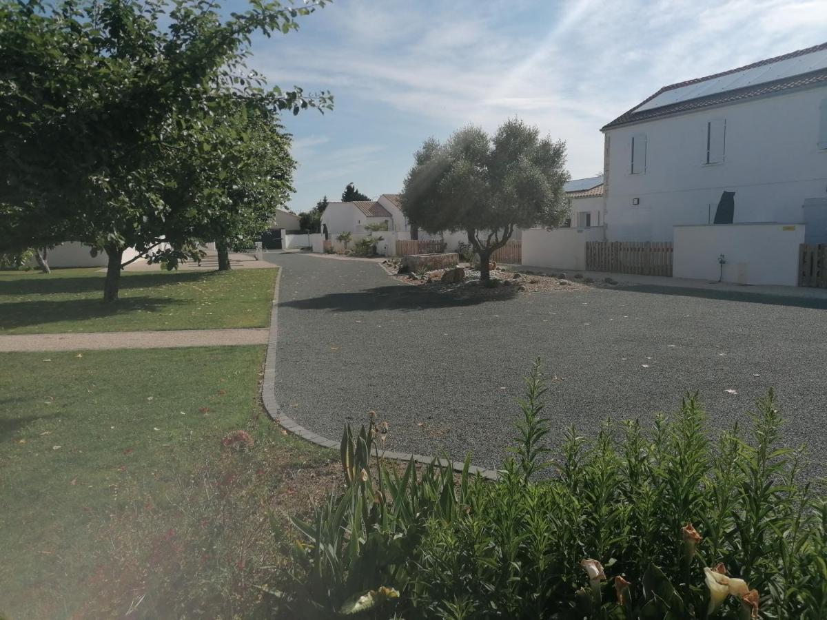 Le Vaisseau Maison Avec Piscine/Parking/Wifi/Plages 5Kms Ле-Мат Екстер'єр фото